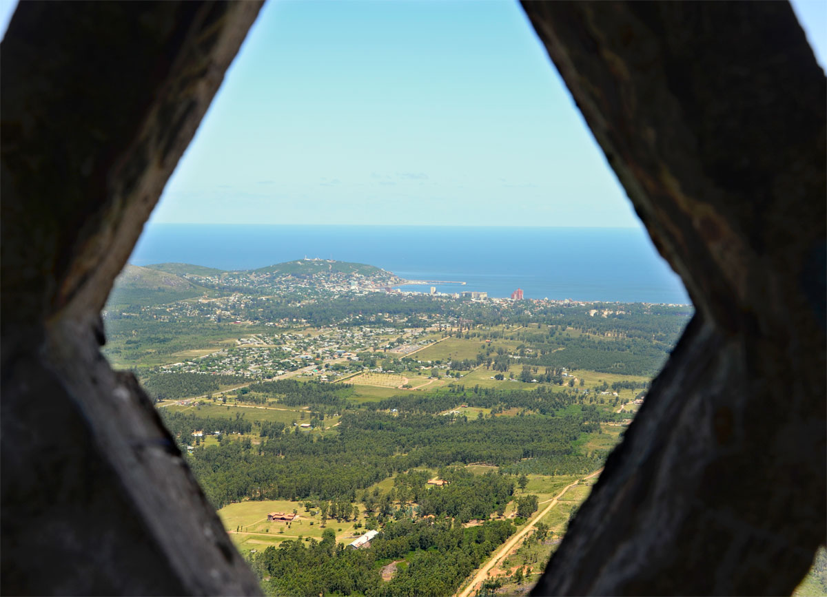 Piriápolis desde la Cruz del Pán de Azúcar